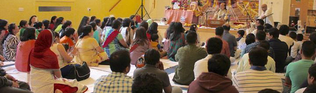 Monthly Prayer Evening at Bromley Mandir